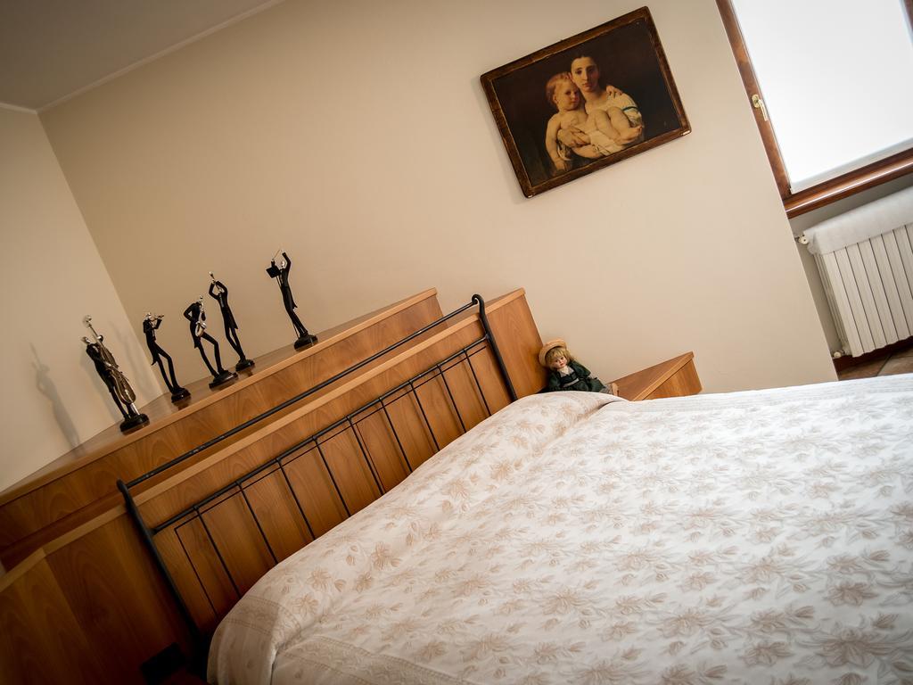 B&B Del Gran Ducato Di Alzano Sopra Alzano Lombardo Bilik gambar